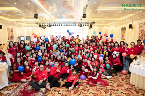 200 phần quà SFARM đến tay nông phố tại Offline Hải Phòng