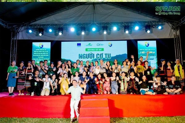 40 tấn phân trùn quế SFARM đồng hành phủ xanh 5 ha rừng Hoà Bắc