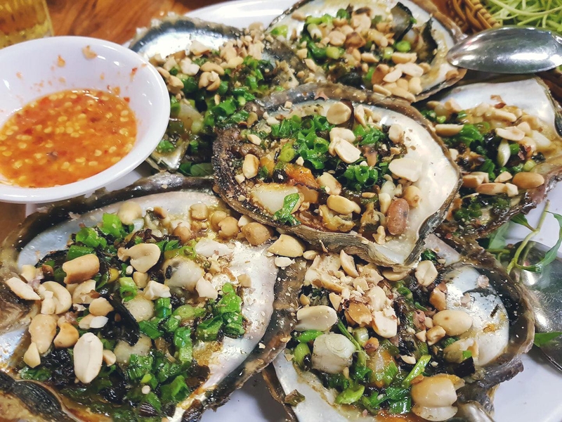 món ngon từ trai sông